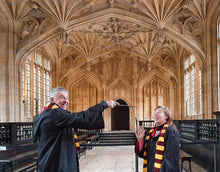 Load image into Gallery viewer, Harry Potter Filming Locations & Oxford University Walking Tour - Everyday at 12.30 pm for 90 minutes