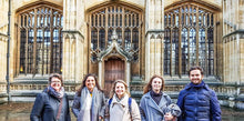Load image into Gallery viewer, Harry Potter Filming Locations & Oxford University Walking Tour - Everyday at 12.30 pm for 90 minutes