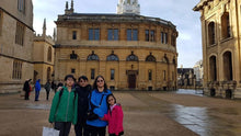 Load image into Gallery viewer, Discover 1000 Years of Historic Oxford in 90 minutes! Join Guided Walking Tour of Oxford University & Oxford City